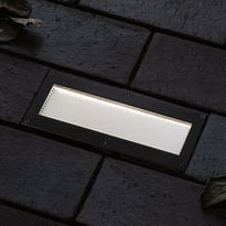 Innen- und Auenbeleuchtung fr Garage und Carport | Solar Bodenstrahler
